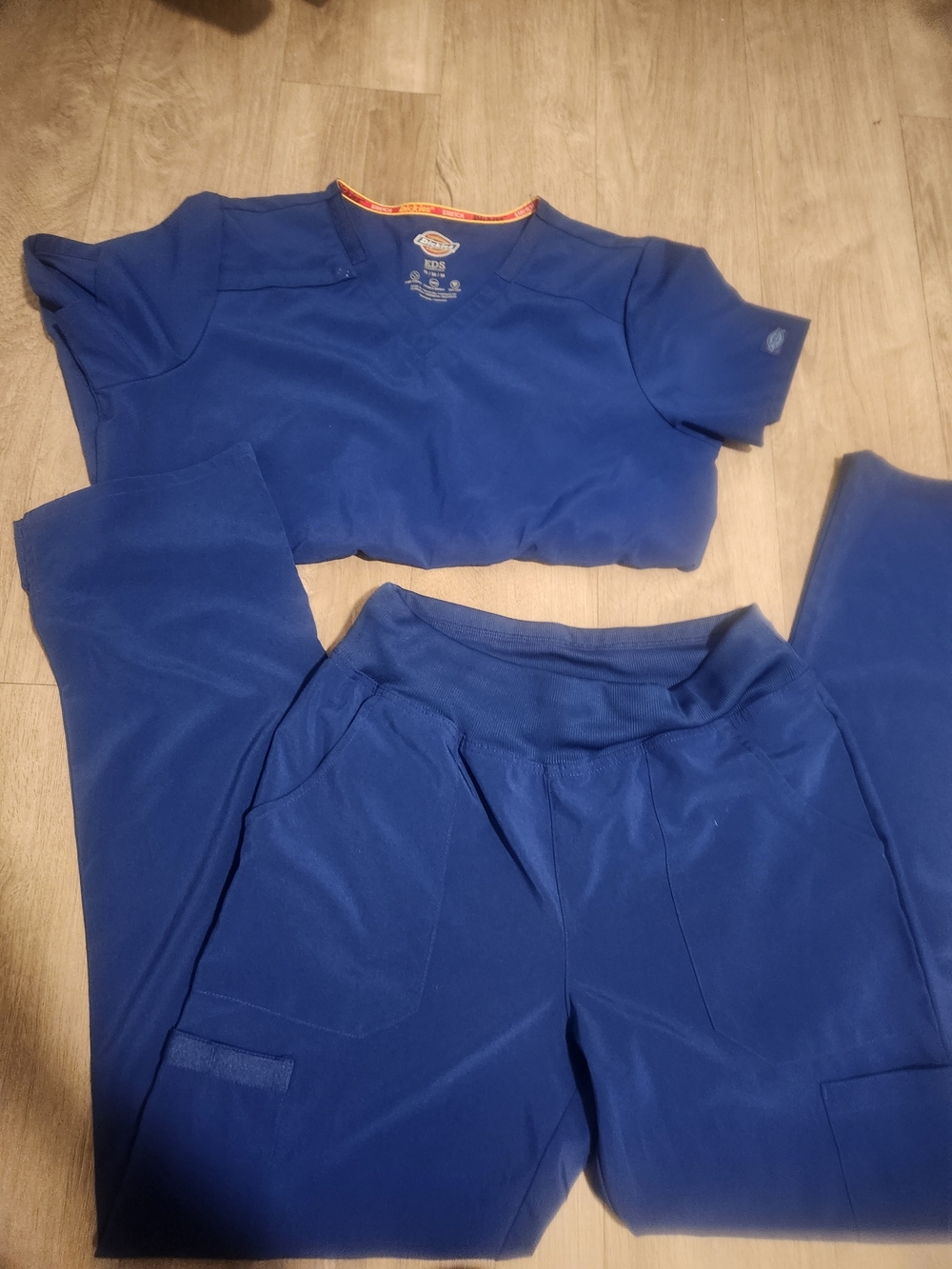 Dickies Women's Royal Blue Scrub Set - V-Neck Top & Pull-On Pants